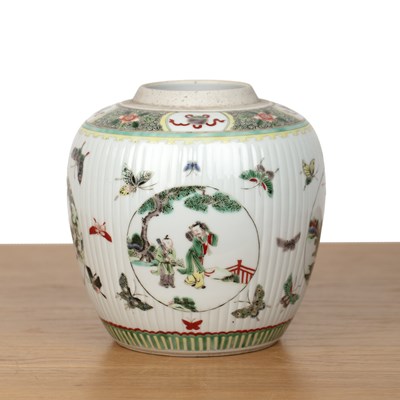 Lot 136 - Famille verte ginger jar Chinese, 19th/20th...