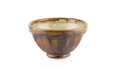 Lot 559 - Richard Batterham (1936-2021) Bowl stoneware...