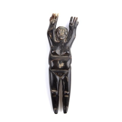Lot 128 - Artifacts to include an Inuit carved horn...