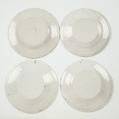 Lot 15 - A set of five 17th century delft plates, each...