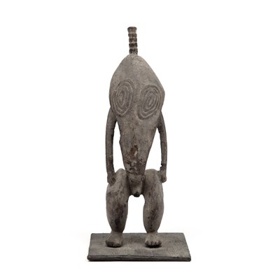 Lot 225 - A Sepik, Papua New Guinea figure 8cm wide 22cm...