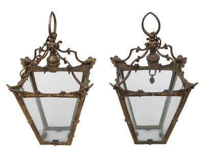 Lot 393 - A pair of hanging lanterns