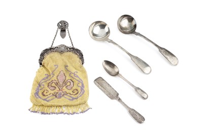 Lot 239 - A late Victorian silver mounted beadwork purse,...