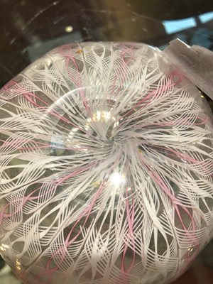 Lot 846 - Venini Handkerchief vase latticino glass 9.5cm...