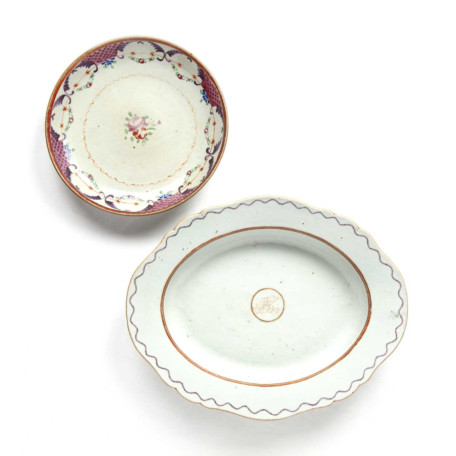 Lot 247 - Oval Export Armorial meat plate Chinese, 18th...