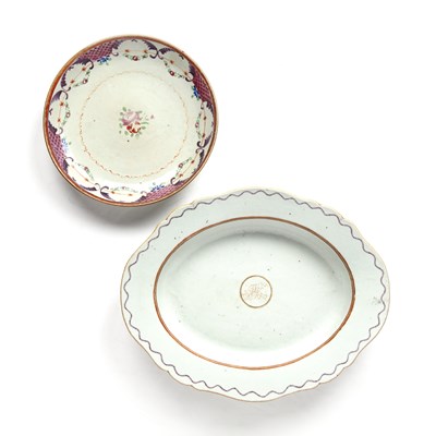 Lot 247 - Oval Export Armorial meat plate Chinese, 18th...
