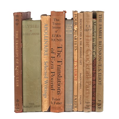 Lot 522 - 20th Century Literature / Poetry inc JOYCE...