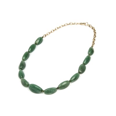Lot 156A - Green hardstone bead necklace Chinese with...