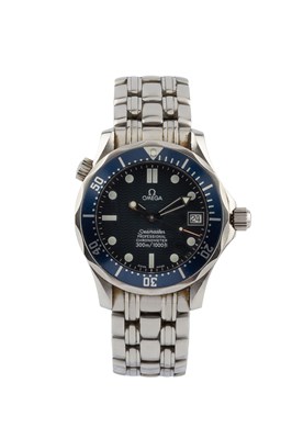 Lot 318 - A stainless steel 'Seamaster Professional 300M'...