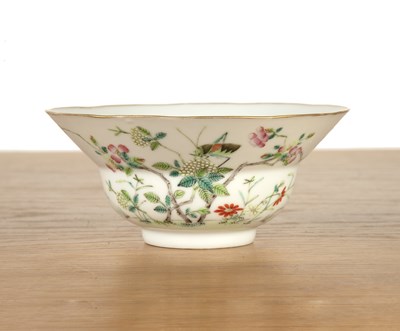 Lot 462 - Enamelled porcelain bowl Chinese, late...