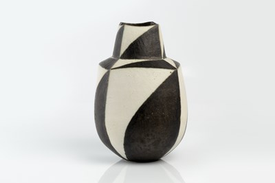 Lot John Ward (1938-2023) Shouldered vessel black...