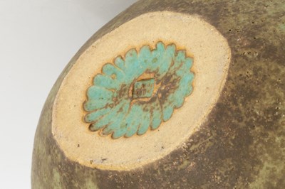 Lot John Ward (1938-2023) Vessel with undulating...