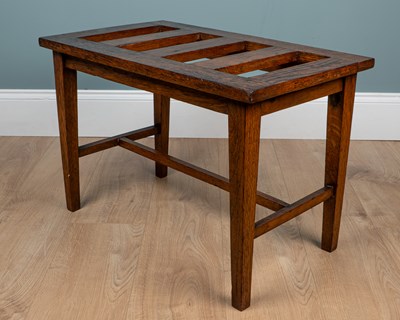 Lot 1092 - An oak Arts & Crafts luggage rack