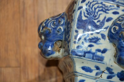 Lot 424 - Blue and white 'fang zun' altar vase Chinese,...