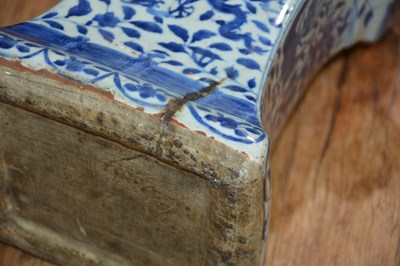 Lot 424 - Blue and white 'fang zun' altar vase Chinese,...