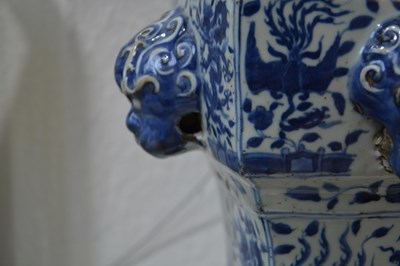 Lot 424 - Blue and white 'fang zun' altar vase Chinese,...