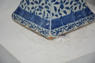 Lot 424 - Blue and white 'fang zun' altar vase Chinese,...