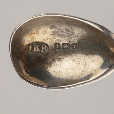 Lot 213 - Group of various silver and miscellaneous...