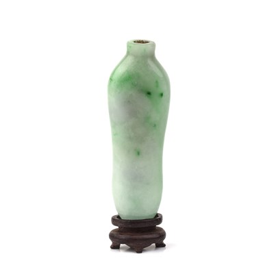 Lot 456 - Jade snuff bottle Chinese of flattened oval...