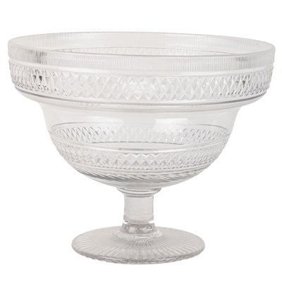 Lot 519 - An early 19th century Irish cut glass bowl on stand