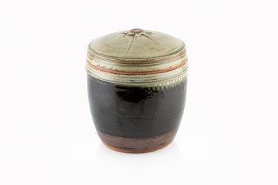 Lot 646 - Richard Batterham (1936-2021) Pot and cover...