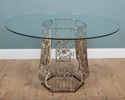 Lot A circular dining or centre table