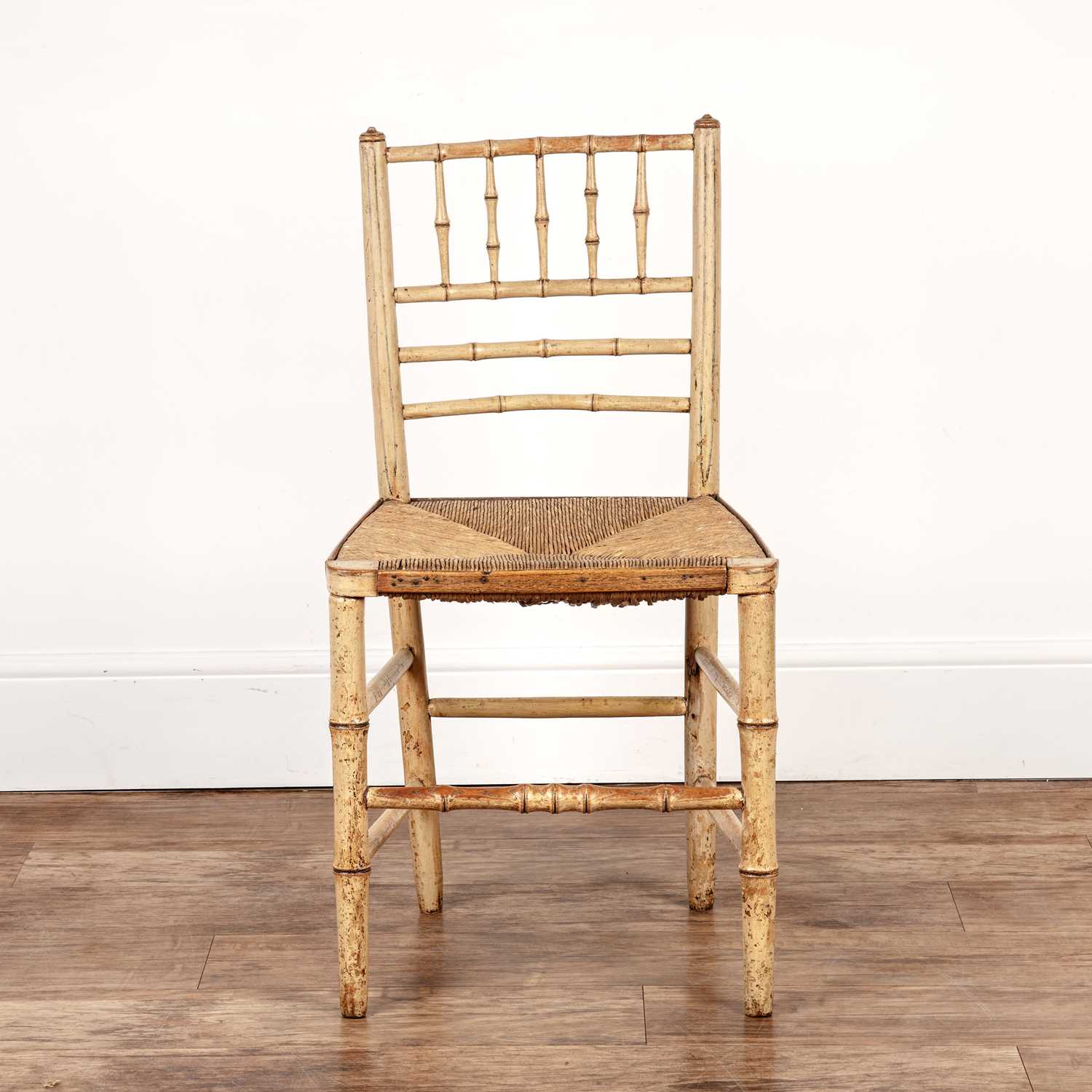 Lot Painted faux bamboo chair Regency, with...