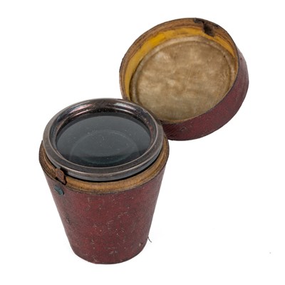 Lot 1221 - An early 19th century spyglass