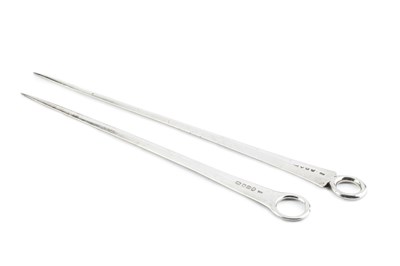 Lot 178 - A George III silver meat skewer, with loop...