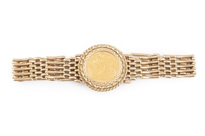 Lot 27 - A 9ct gold gate-link bracelet, with padlock...