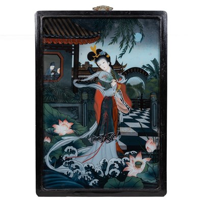 Lot 353 - A reverse glass Chinese painting