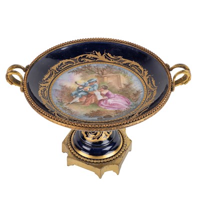Lot 356 - A 19th century Sevres porcelain tazza