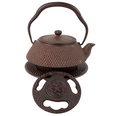 Lot 233 - A 19th century Japanese iron teapot and sensor