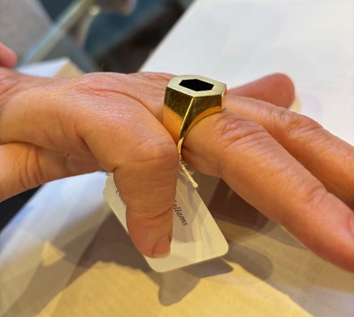 Lot 7 - A hardstone signet ring, of slightly elongated...