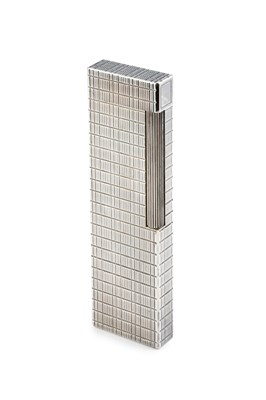 Lot A silver plated large table lighter by Dupont,...