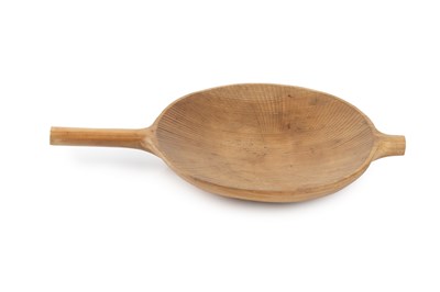 Lot 820 - David Pye (1914-1993) Handled bowl carved wood...