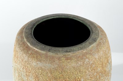 Lot 629 - Chris Carter (b.1945) Large vessel stoneware...