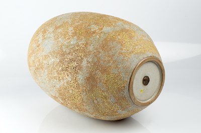 Lot 629 - Chris Carter (b.1945) Large vessel stoneware...