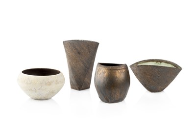 Lot 632 - Chris Carter (b.1945) Four small bowls/vessels...