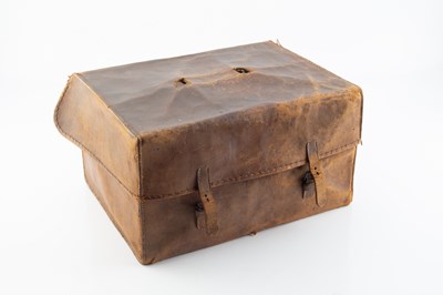 Lot 200 - A 19th century rosewood toilet box, with...