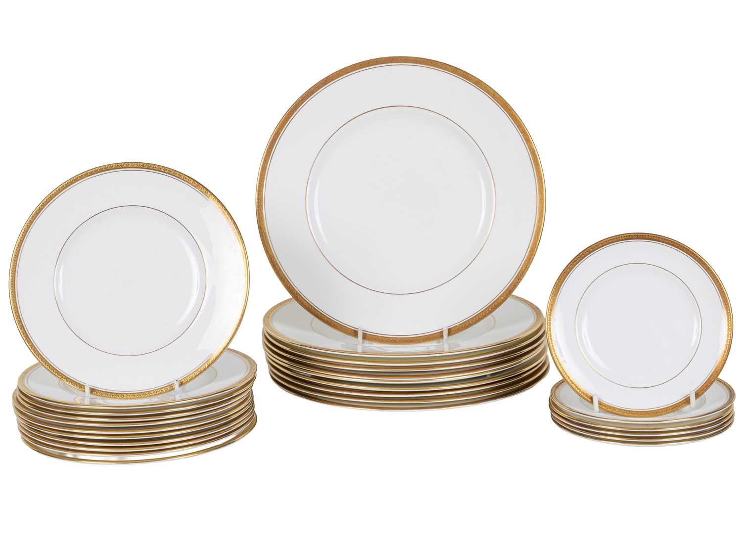 Lot 290 - A Coalport porcelain part dinner service