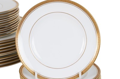 Lot 290 - A Coalport porcelain part dinner service