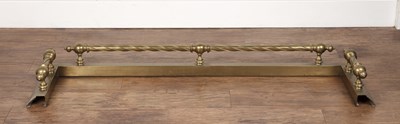 Lot 41 - Brass fender 19th Century, twisted decoration,...