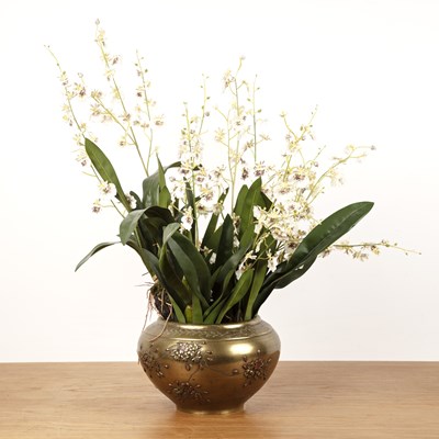 Lot 357 - Japanese style planter or jardiniere Brass,...