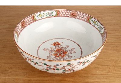Lot 255 - Samson porcelain bowl 19th Century, in the...