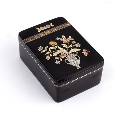 Lot 241 - Small tortoiseshell snuff box with white metal...