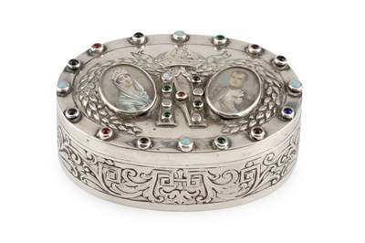 Lot A late 19th century silver oval table snuff...