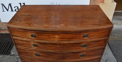 Lot 26 - Mahogany chest of drawers 19th Century, bow...