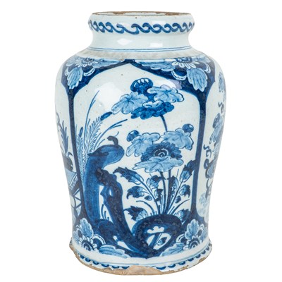 Lot 1156 - A late 17th or early 18th century continental Delft vase