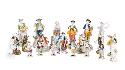 Lot 41 - A collection of porcelain figures